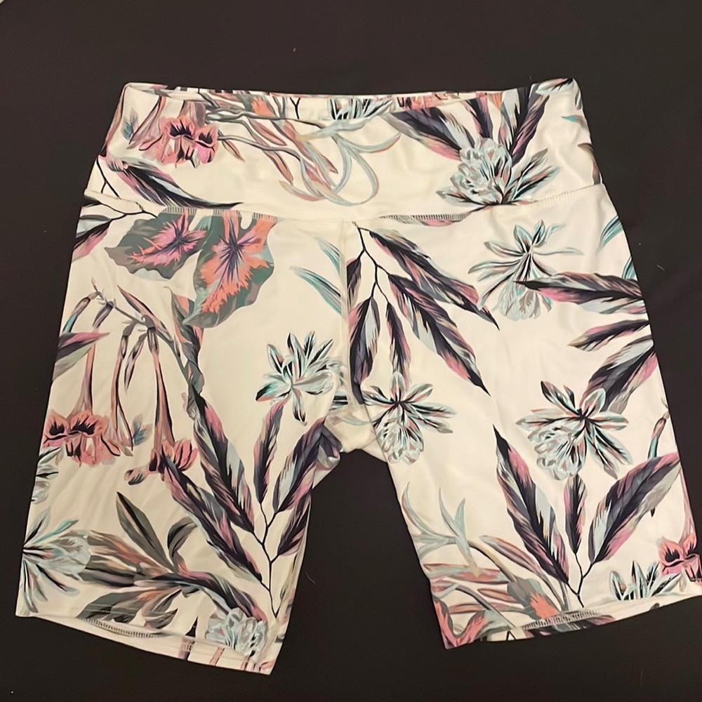 Brand new O’Neil swim suit.